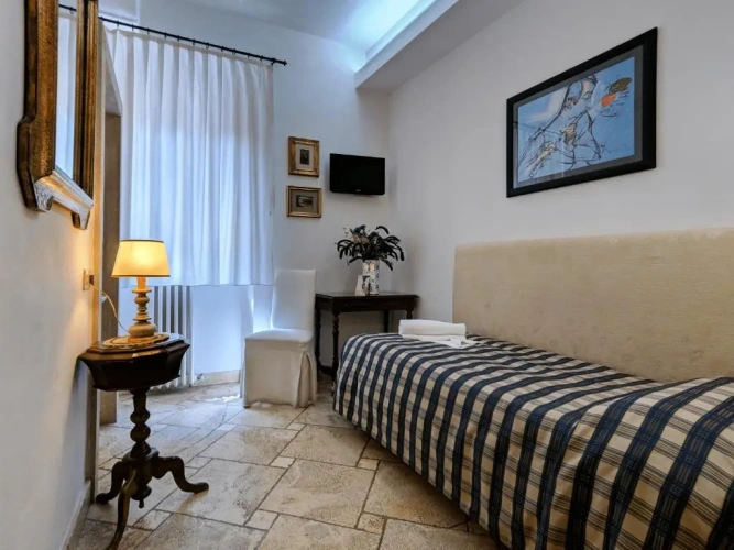 Standard Double room with view