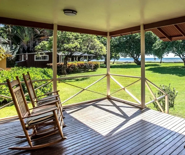 1 Bedroom Double Cottage oceanfront