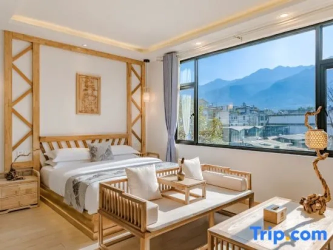 Deluxe Double room with mountain view