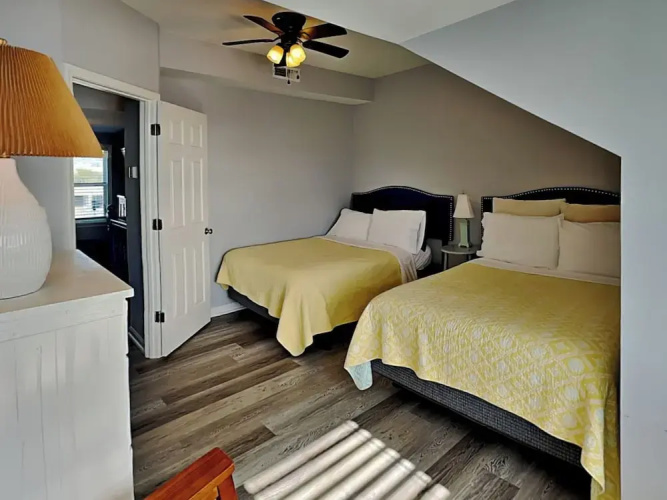 Sea Chase by Topsail Realty