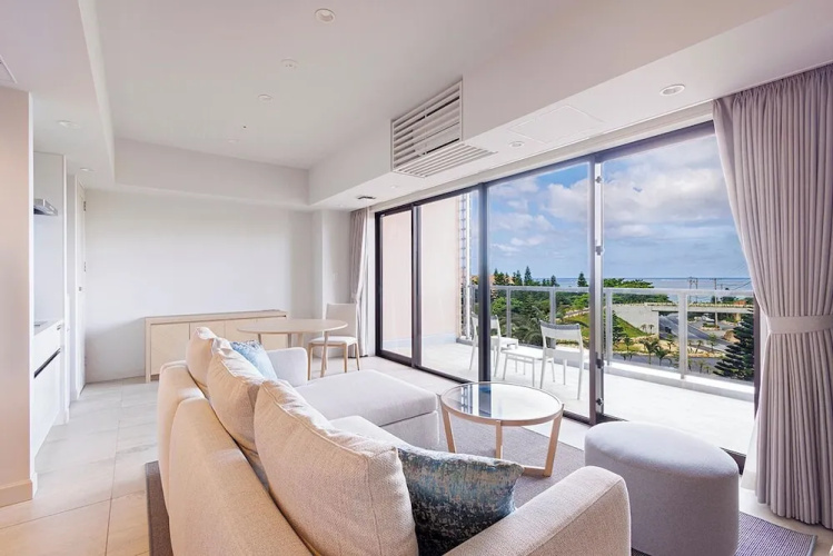 Hotel Shigira Mirage Beach Front