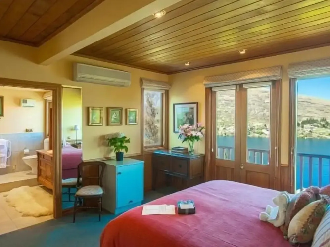 Pencarrow Luxury Lodge