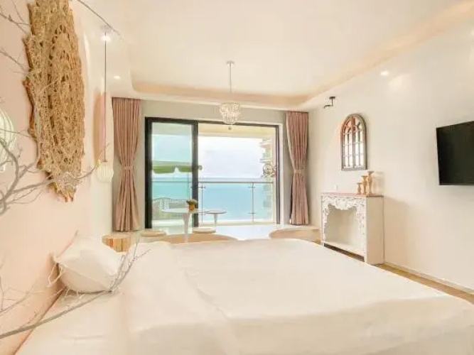 Shuangyuewan Haiyunxuan Theme Apartment