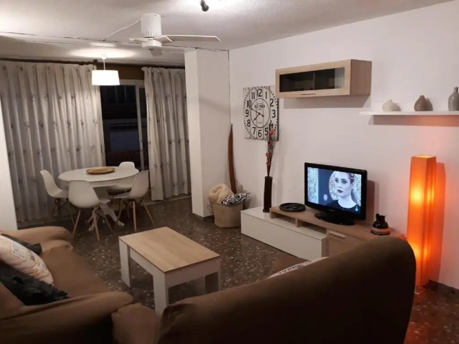 3 Bedrooms Apartment