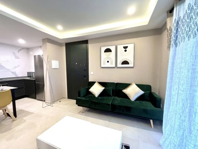 Standard Double Basement Studio with garden view