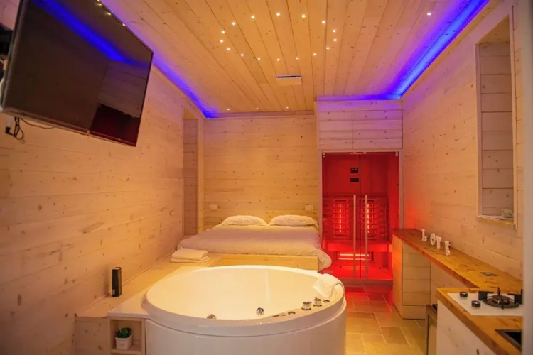 Luxury Suite