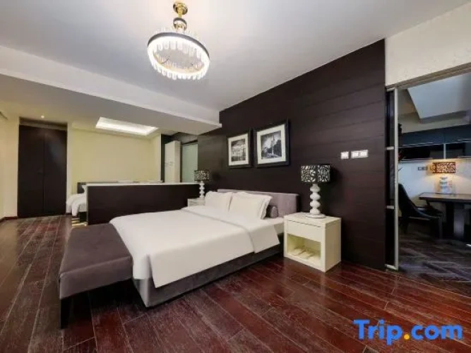 Deluxe Double Suite