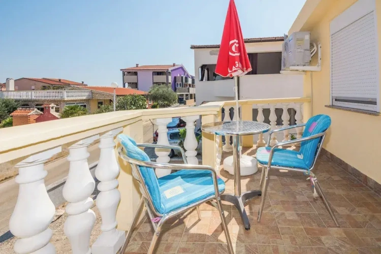 Studio with balcony