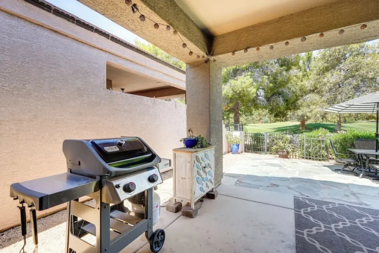 Phoenix Home on Golf Course: Pool & Hot Tub Access
