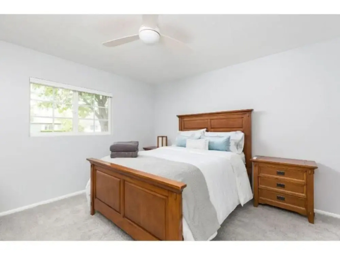ELM - Modern 4BD / Private Pool & Walk to Biltmore