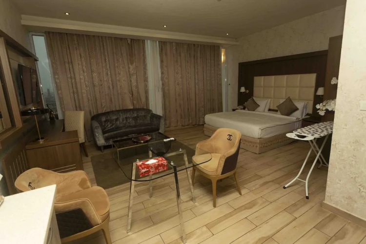 San Marino Hotel