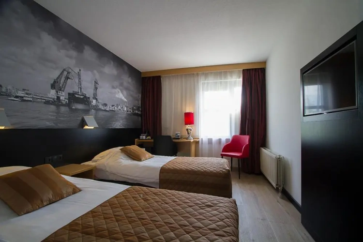 Comfort room