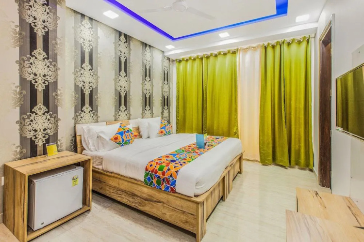 FabHotel Comfort Dome Premium