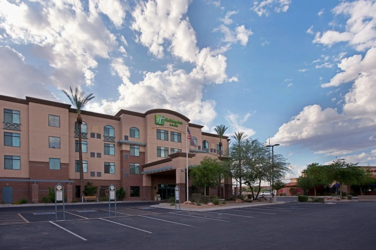 1 Bedroom Suite