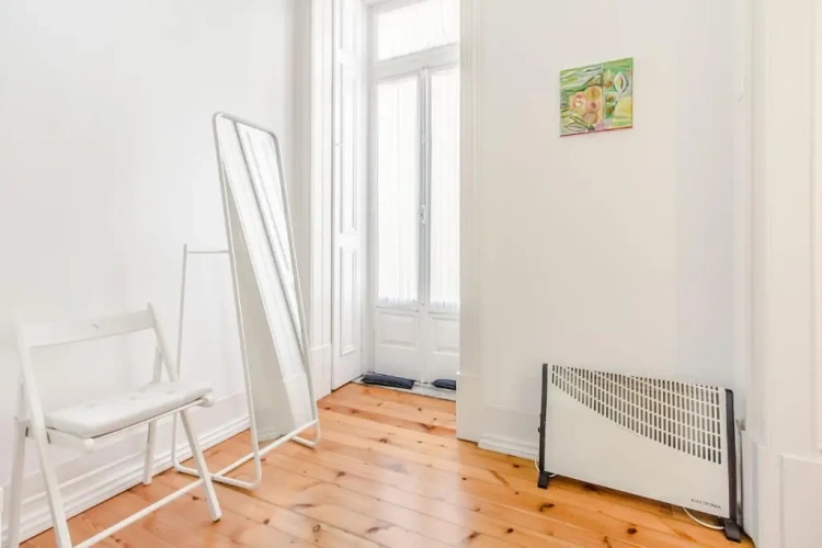 3 Bedrooms Apartment