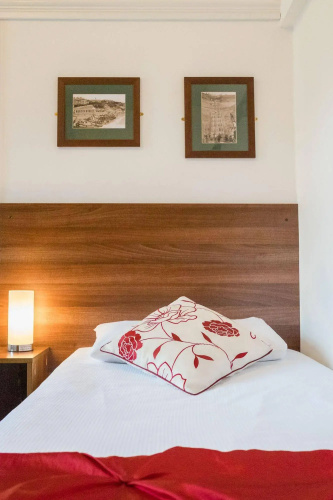 The Yenton Hotel