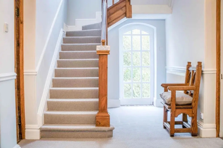The Old Rectory - 5 Bedroom Holiday Home - Llanedi