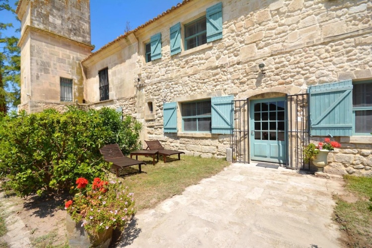House With 2 Bedrooms in Saintes-maries-de-la-mer, With Shared Pool and Furnished Garden - 25 km From the Beach