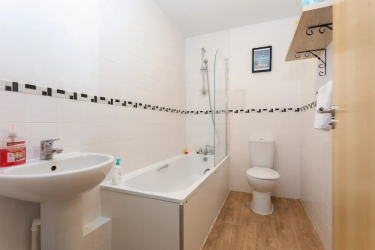 2 Bedroom Apartment in Greenwich