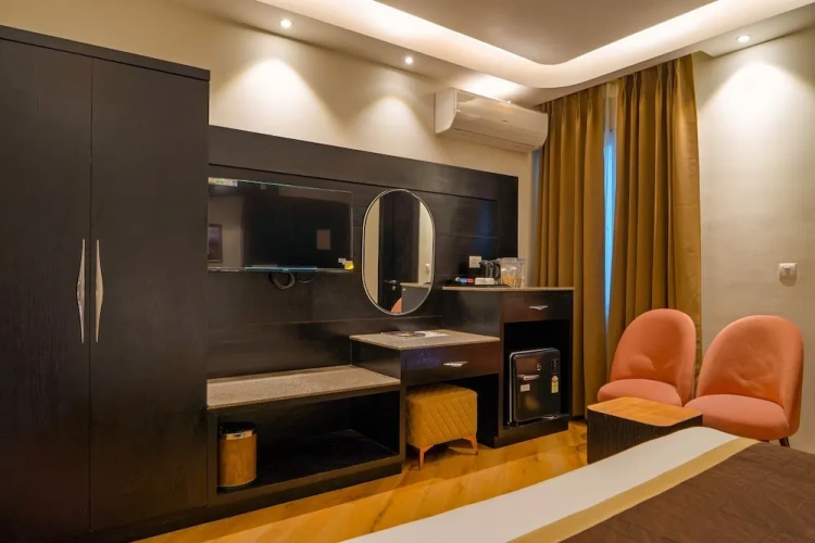 Superior Triple room