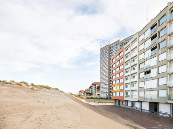 Studio in Oostduinkerke With Sea View