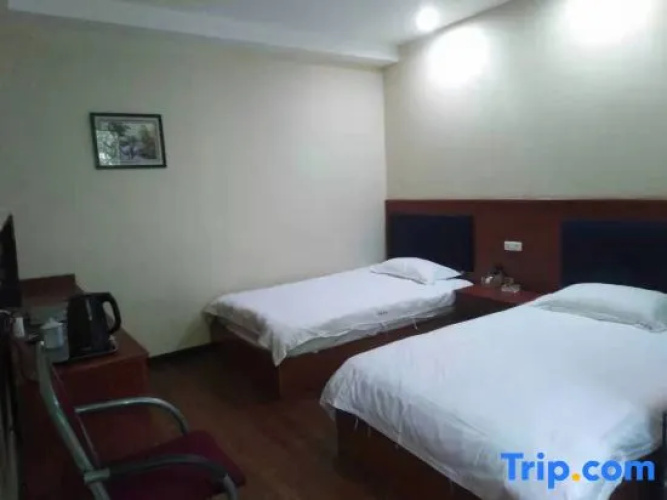 Zeyi Hotel