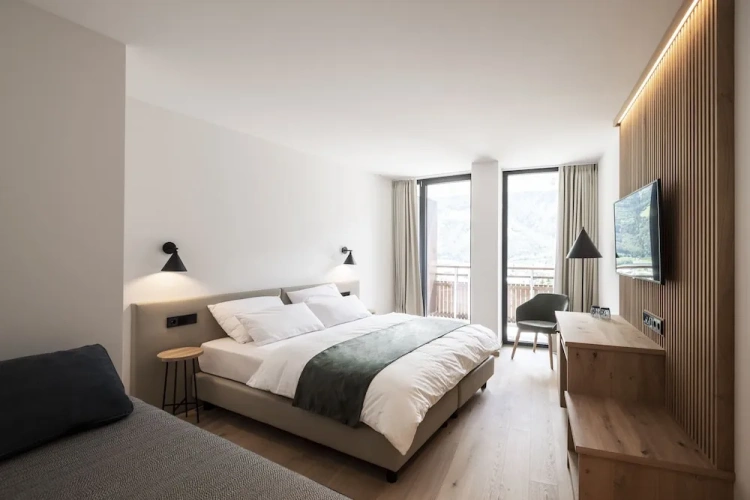 Deluxe Double room with balcony