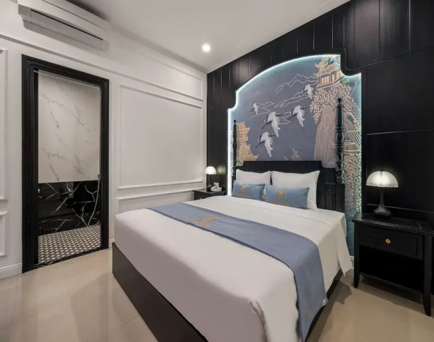 Elegant Hotel