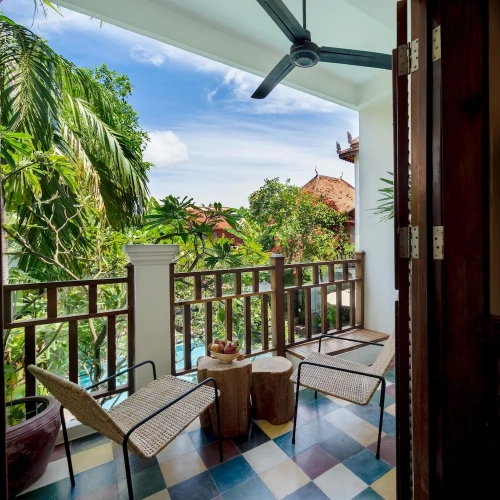 Deluxe Twin room with balcony