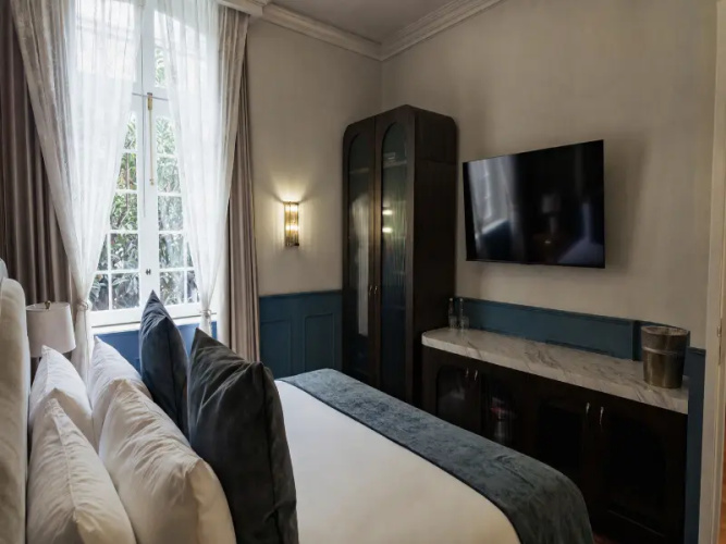 Presidential Suite