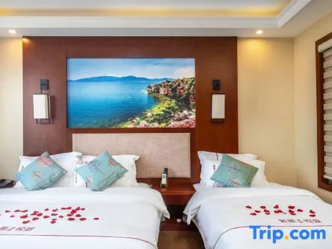 Standard Twin Family room with view