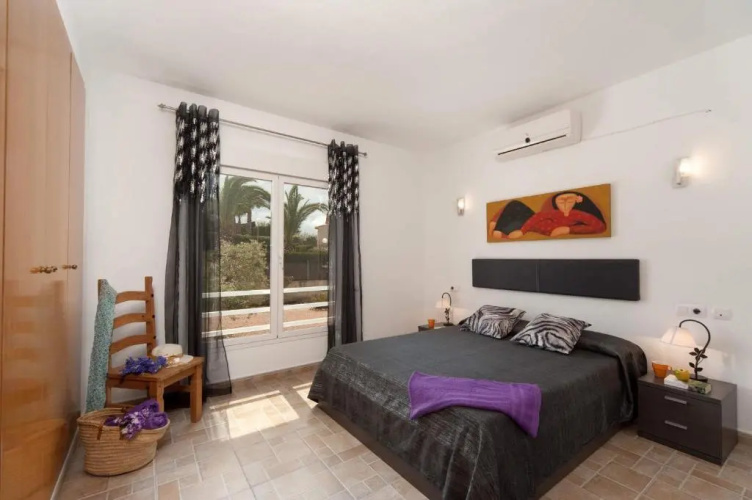 0339 Villa Fresno