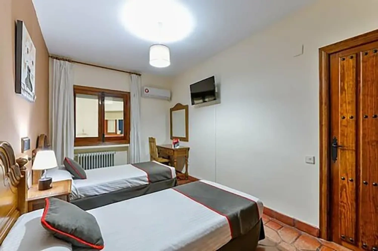 Economy Twin room