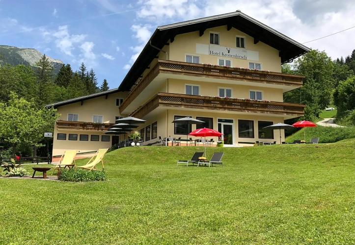 Premium Single room with balcony and with mountain view