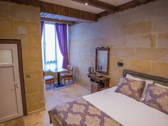 Capavista Cave House
