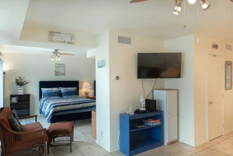 Edgewater Escape 1 Bedroom Condo