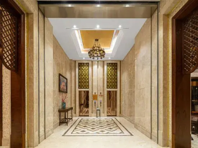 Zmax Carrey Internat i onal Hotel