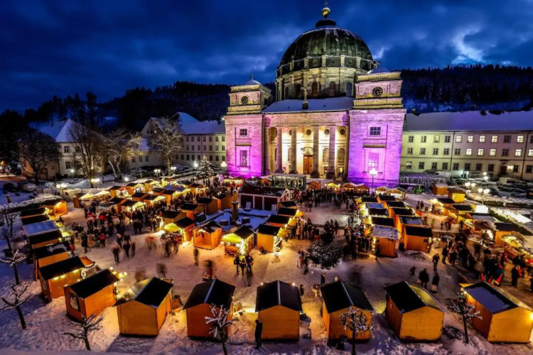 Dom Hotel