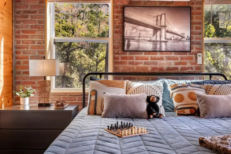 Tranquil Mountain Getaway By Ghosal Luxury Lodging