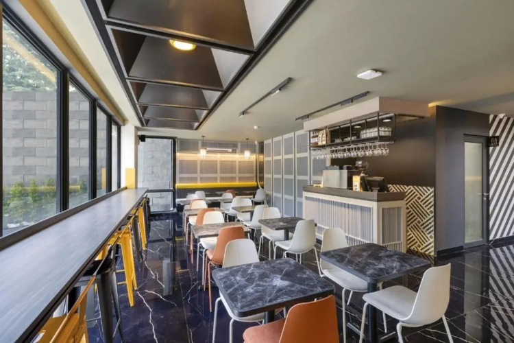 ROOMS INC Sudirman Jakarta