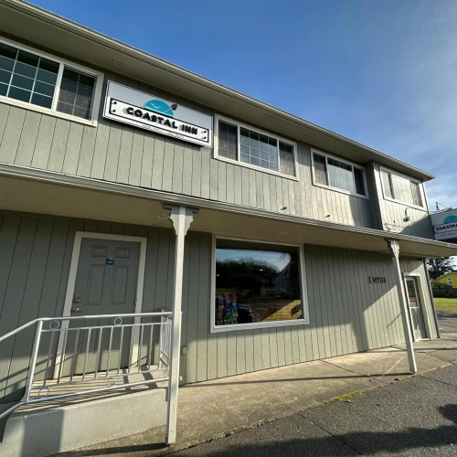 The Coastal Inn And Suites