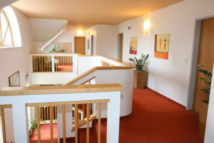 Golfblick - Zimmer & Apartments