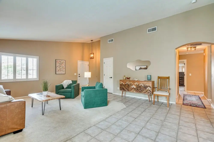 4 Mi to Catalina State Park: Mountain-view Home