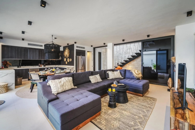 Modern 2BDR with Private Pool, Freestanding Bathtub and Views