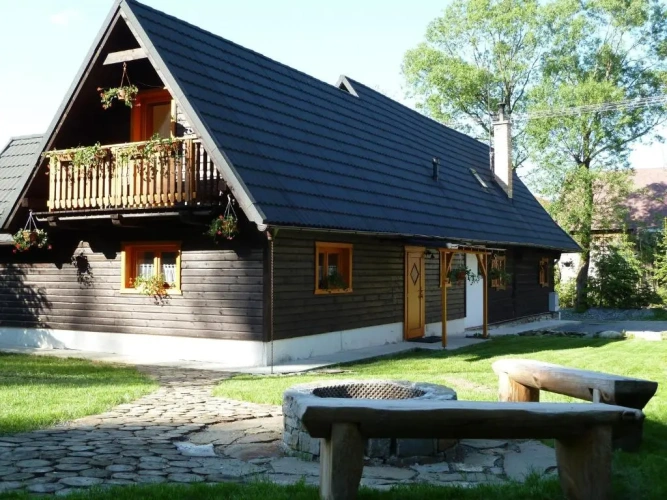 3 Bedrooms Cottage