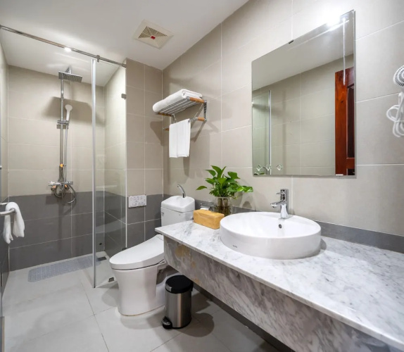 Record Hotel