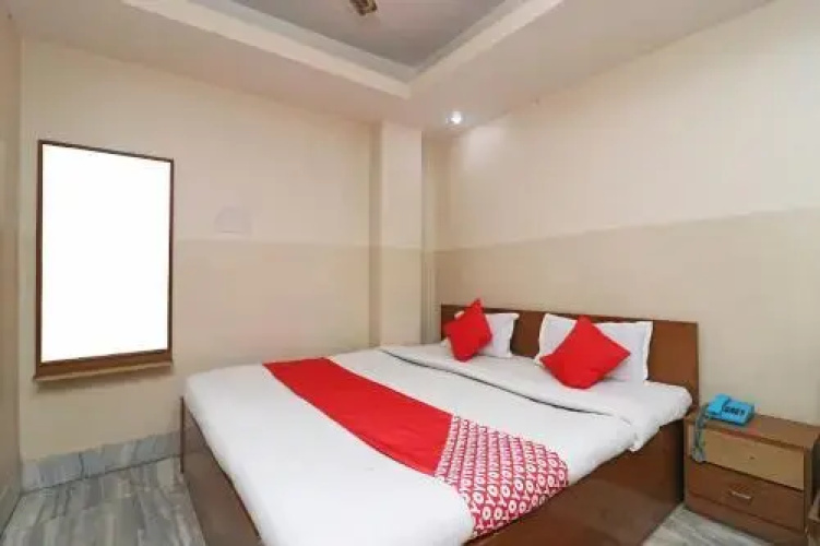 Hotel Classic by OYO Rooms