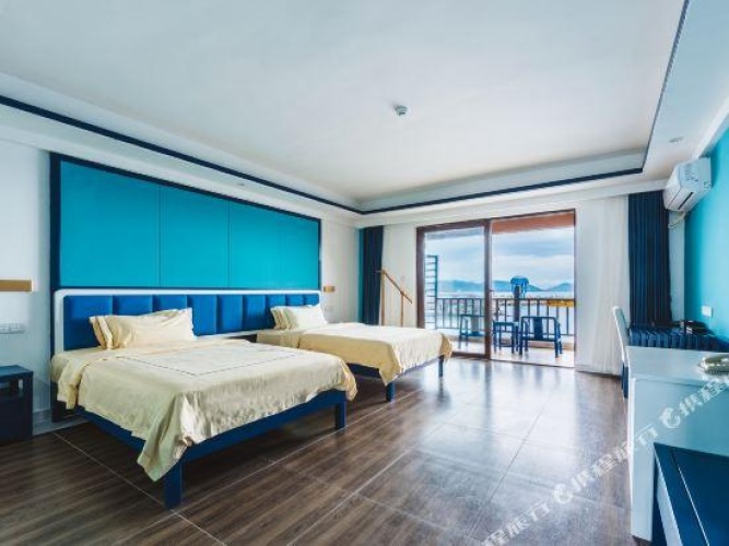 Deluxe Twin room with sea view
