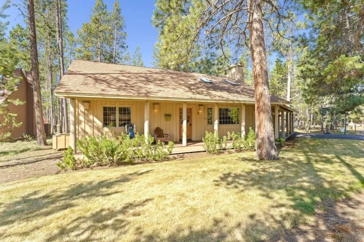 2 Bedrooms Cottage