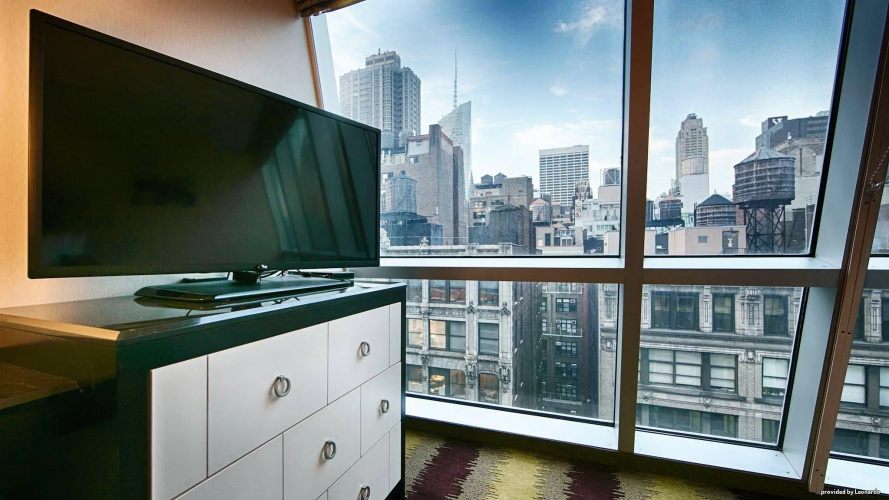 Best Western Premier Herald Square photo 9